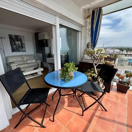 Skyline Apartment